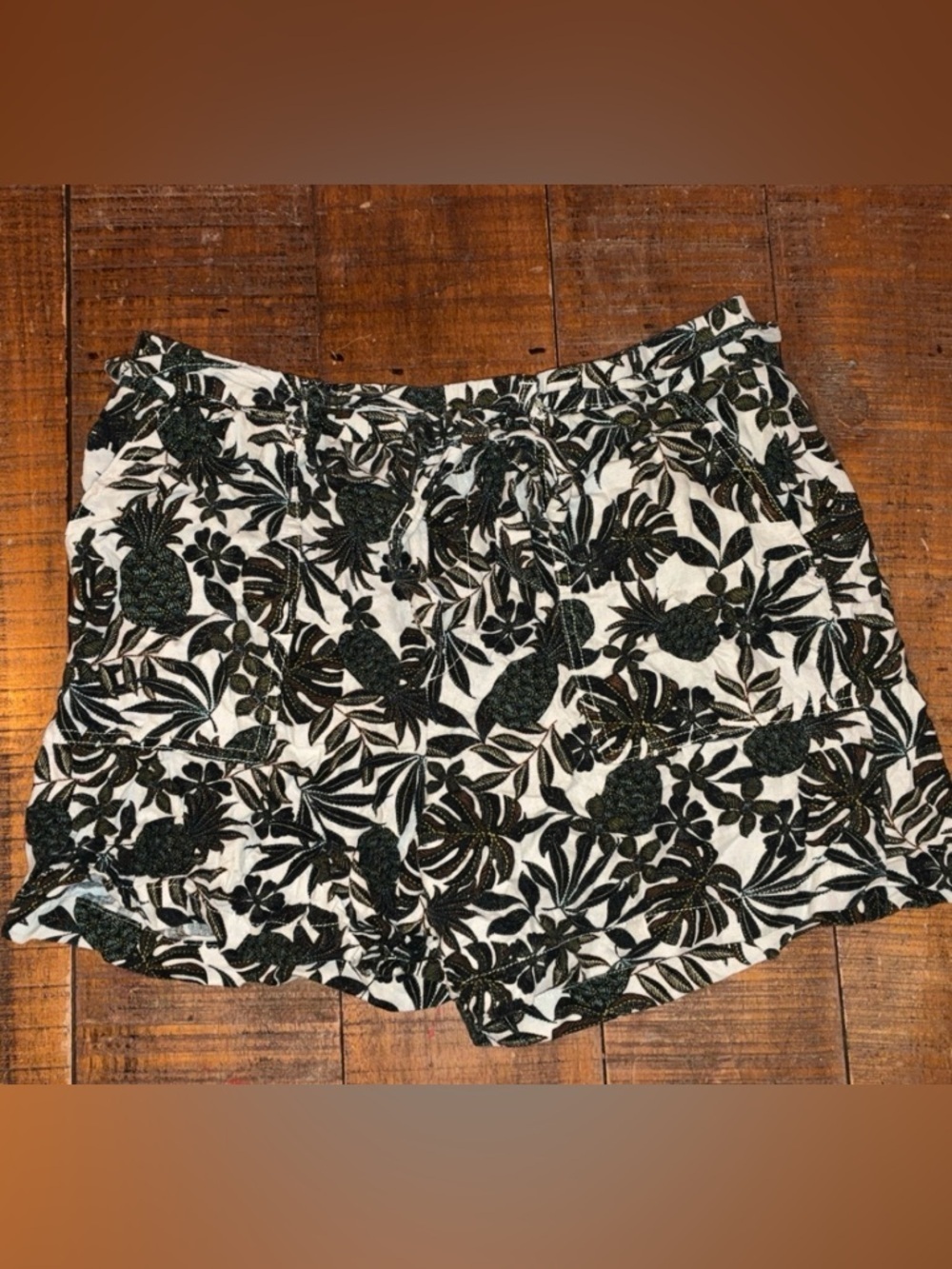 ANA Tropical Print Drawstring Shorts Size Large Pineapple Botanical Summer - Picture 2 of 6